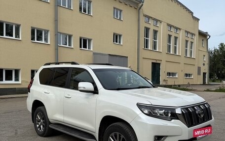 Toyota Land Cruiser Prado 150 рестайлинг 2, 2019 год, 4 900 000 рублей, 8 фотография