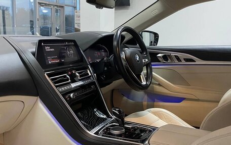 BMW 8 серия, 2019 год, 4 000 000 рублей, 11 фотография