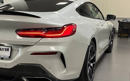 BMW 8 серия, 2019 год, 4 000 000 рублей, 17 фотография