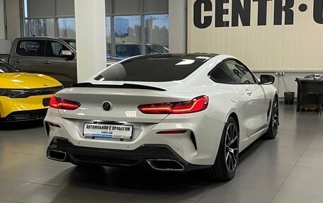 BMW 8 серия, 2019 год, 4 000 000 рублей, 6 фотография