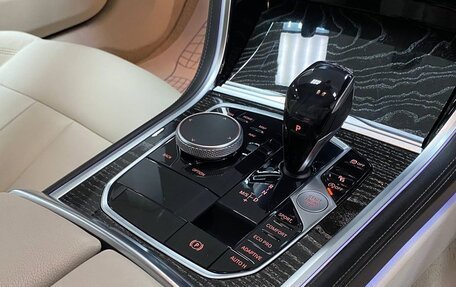BMW 8 серия, 2019 год, 4 000 000 рублей, 13 фотография