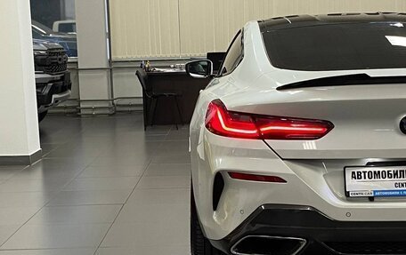BMW 8 серия, 2019 год, 4 000 000 рублей, 18 фотография