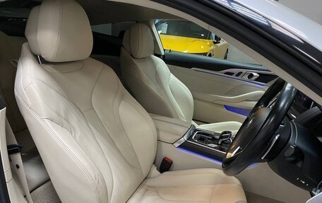 BMW 8 серия, 2019 год, 4 000 000 рублей, 14 фотография