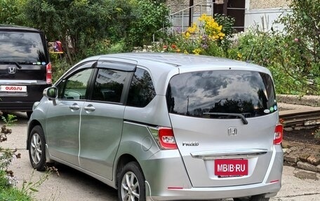 Honda Freed I, 2014 год, 1 350 000 рублей, 3 фотография