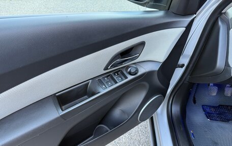 Chevrolet Cruze II, 2013 год, 850 000 рублей, 21 фотография