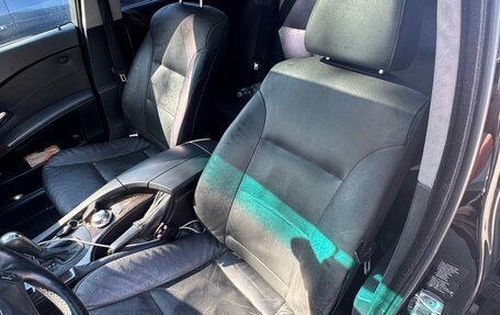 BMW 5 серия, 2004 год, 990 000 рублей, 18 фотография