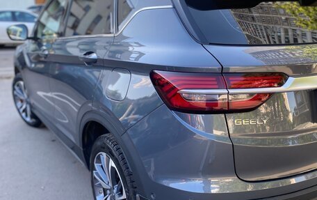 Geely Coolray I, 2022 год, 1 800 000 рублей, 2 фотография