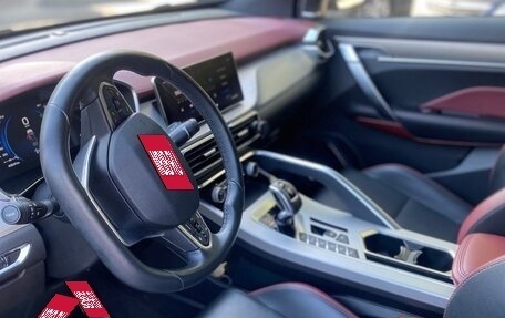 Geely Coolray I, 2022 год, 1 800 000 рублей, 4 фотография