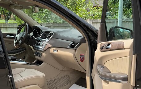 Mercedes-Benz GL-Класс, 2014 год, 2 920 000 рублей, 28 фотография