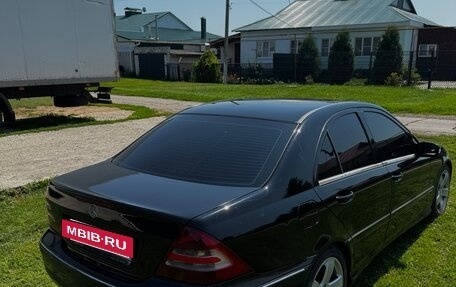 Mercedes-Benz C-Класс, 2004 год, 630 000 рублей, 4 фотография