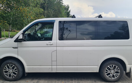 Volkswagen Caravelle T6 рестайлинг, 2017 год, 4 000 000 рублей, 5 фотография