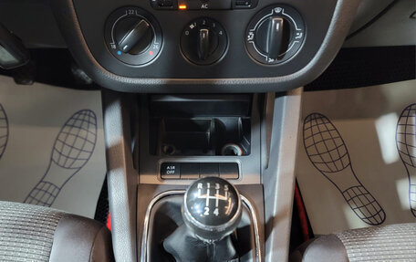 Volkswagen Jetta VI, 2008 год, 420 000 рублей, 12 фотография