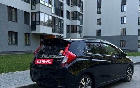 Honda Fit III, 2014 год, 1 030 000 рублей, 2 фотография