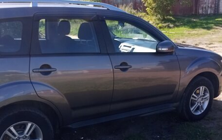 Mitsubishi Outlander III рестайлинг 3, 2010 год, 1 050 000 рублей, 16 фотография