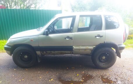 Chevrolet Niva I рестайлинг, 2003 год, 155 000 рублей, 5 фотография