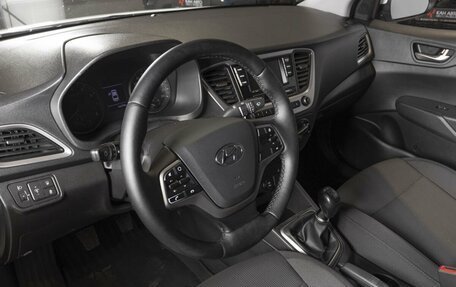 Hyundai Solaris II рестайлинг, 2018 год, 1 047 300 рублей, 3 фотография