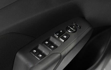 Hyundai Solaris II рестайлинг, 2018 год, 1 047 300 рублей, 8 фотография