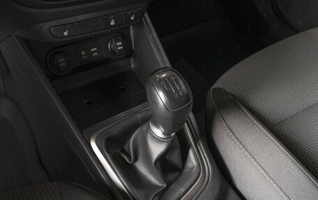 Hyundai Solaris II рестайлинг, 2018 год, 1 047 300 рублей, 6 фотография