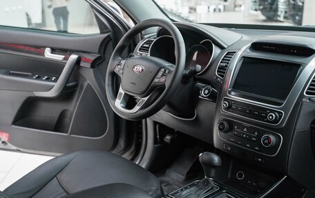 KIA Sorento II рестайлинг, 2014 год, 1 549 000 рублей, 13 фотография