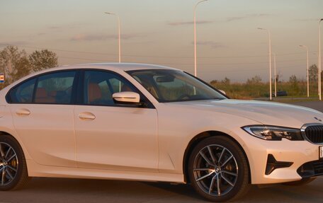 BMW 3 серия, 2021 год, 4 500 000 рублей, 3 фотография