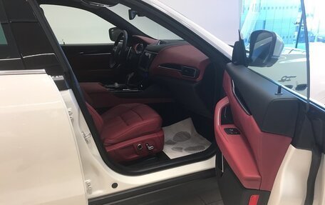 Maserati Levante I, 2023 год, 11 800 000 рублей, 7 фотография
