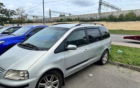 Volkswagen Sharan I рестайлинг, 2001 год, 390 000 рублей, 3 фотография