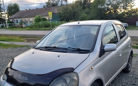 Toyota Vitz, 2000 год, 320 000 рублей, 7 фотография