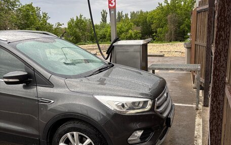 Ford Kuga III, 2017 год, 1 630 000 рублей, 2 фотография