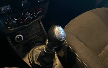 Renault Duster I рестайлинг, 2017 год, 1 200 000 рублей, 31 фотография