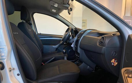 Renault Duster I рестайлинг, 2017 год, 1 200 000 рублей, 28 фотография