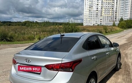 Hyundai Solaris II рестайлинг, 2018 год, 1 095 000 рублей, 6 фотография