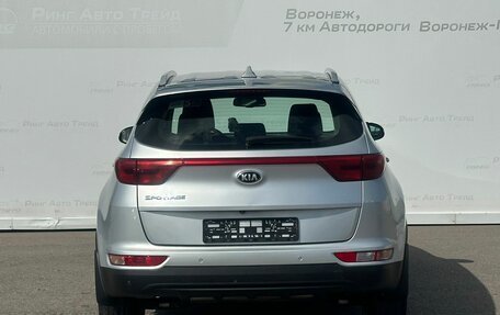 KIA Sportage IV рестайлинг, 2018 год, 1 750 000 рублей, 3 фотография
