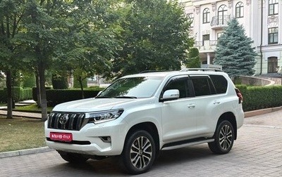Toyota Land Cruiser Prado 150 рестайлинг 2, 2020 год, 6 350 000 рублей, 1 фотография