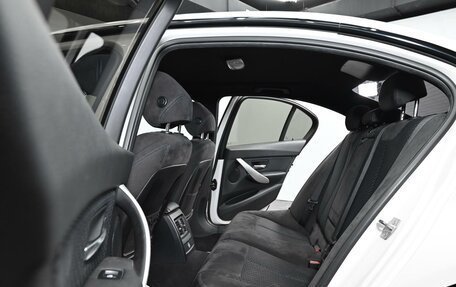 BMW 3 серия, 2015 год, 2 195 000 рублей, 17 фотография