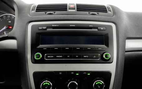 Skoda Octavia, 2012 год, 950 000 рублей, 15 фотография