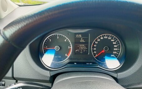 Volkswagen Amarok I рестайлинг, 2012 год, 1 530 000 рублей, 8 фотография
