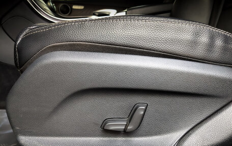 Mercedes-Benz GLC, 2018 год, 3 215 000 рублей, 23 фотография
