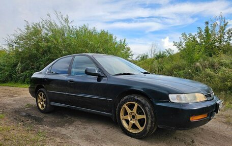 Honda Accord VII рестайлинг, 1997 год, 300 000 рублей, 3 фотография