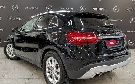 Mercedes-Benz GLA, 2018 год, 2 395 000 рублей, 7 фотография