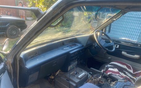 Toyota MasterAce Surf, 1983 год, 110 000 рублей, 3 фотография