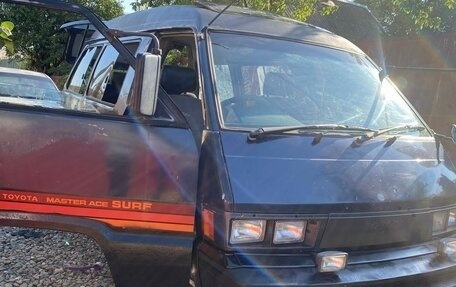 Toyota MasterAce Surf, 1983 год, 110 000 рублей, 2 фотография