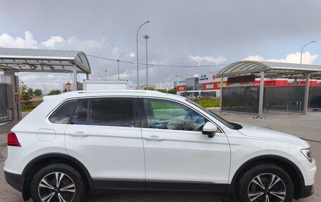 Volkswagen Tiguan II, 2017 год, 1 370 000 рублей, 3 фотография