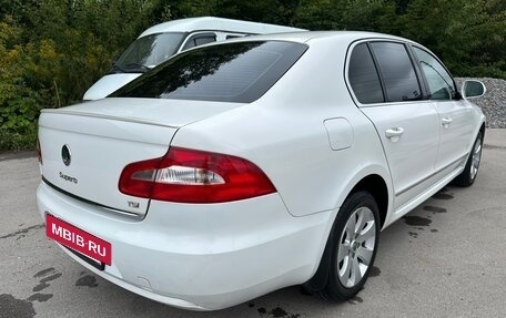 Skoda Superb III рестайлинг, 2011 год, 889 000 рублей, 9 фотография