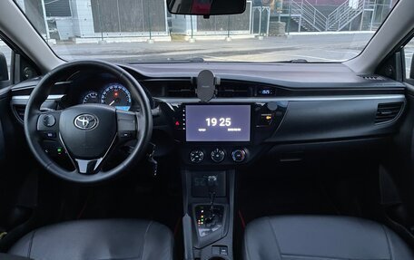 Toyota Corolla, 2014 год, 1 020 000 рублей, 10 фотография