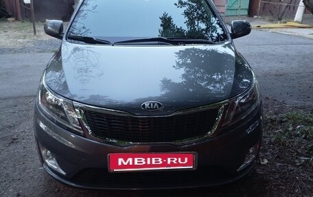 KIA Rio III рестайлинг, 2013 год, 1 150 000 рублей, 2 фотография