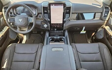 Rambler 1500, 2025 год, 8 000 000 рублей, 26 фотография