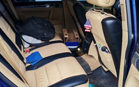 Volkswagen Touareg III, 2005 год, 950 000 рублей, 3 фотография
