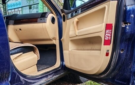 Volkswagen Touareg III, 2005 год, 950 000 рублей, 5 фотография