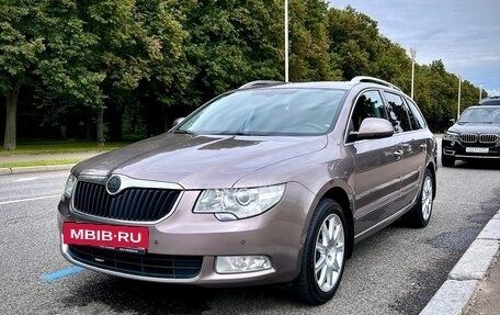 Skoda Superb III рестайлинг, 2013 год, 1 800 000 рублей, 10 фотография