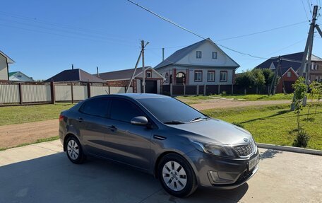 KIA Rio III рестайлинг, 2013 год, 680 000 рублей, 17 фотография